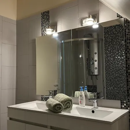 Confort 6 Personnes - Proche De